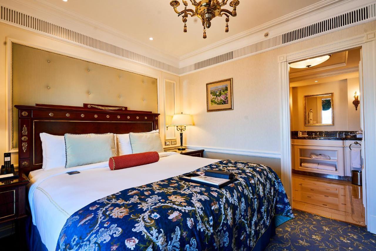 Fairmont Grand 5* Kyiv