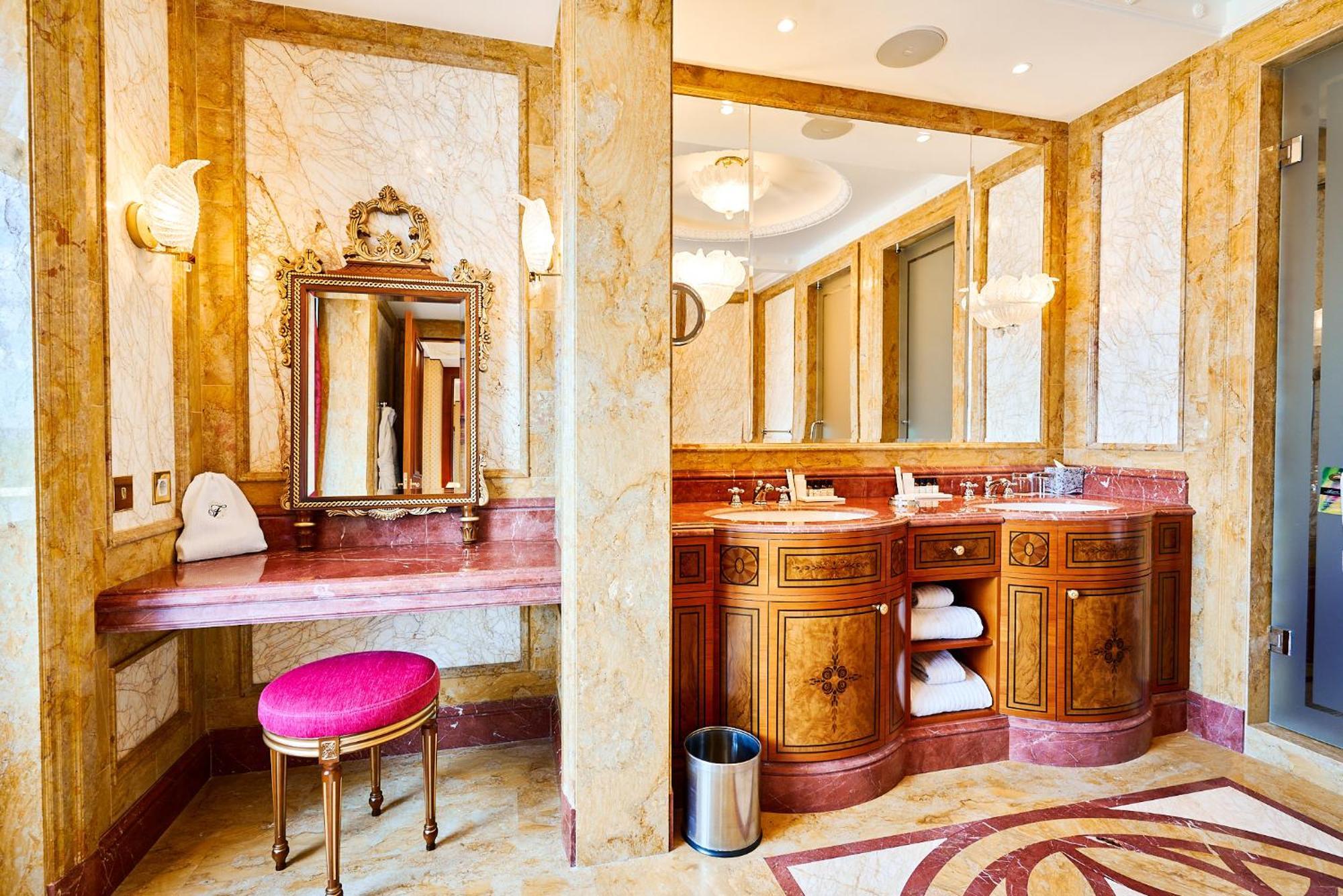酒店 Fairmont Grand 5*
